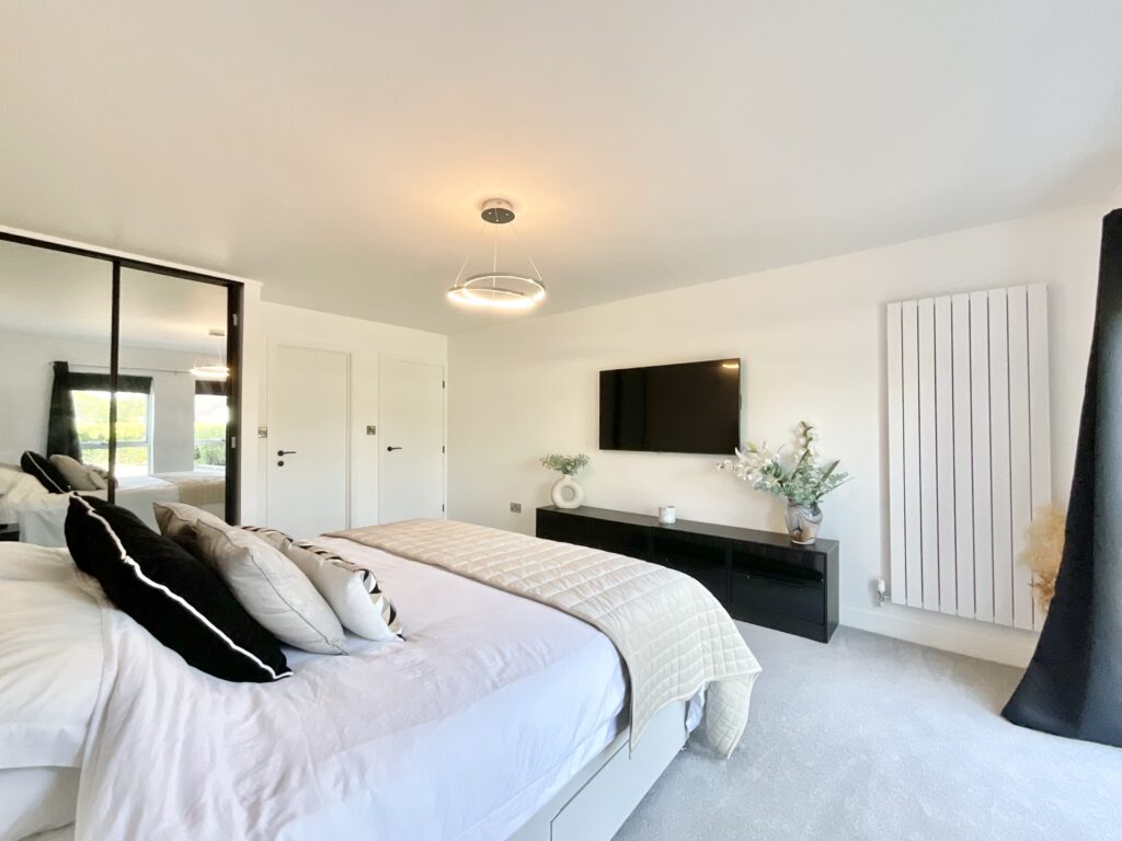 Orchard Close, Oulton, ST15