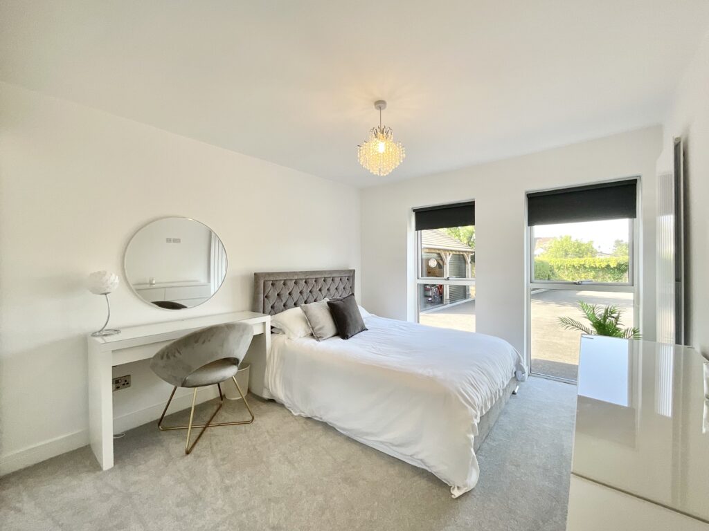 Orchard Close, Oulton, ST15