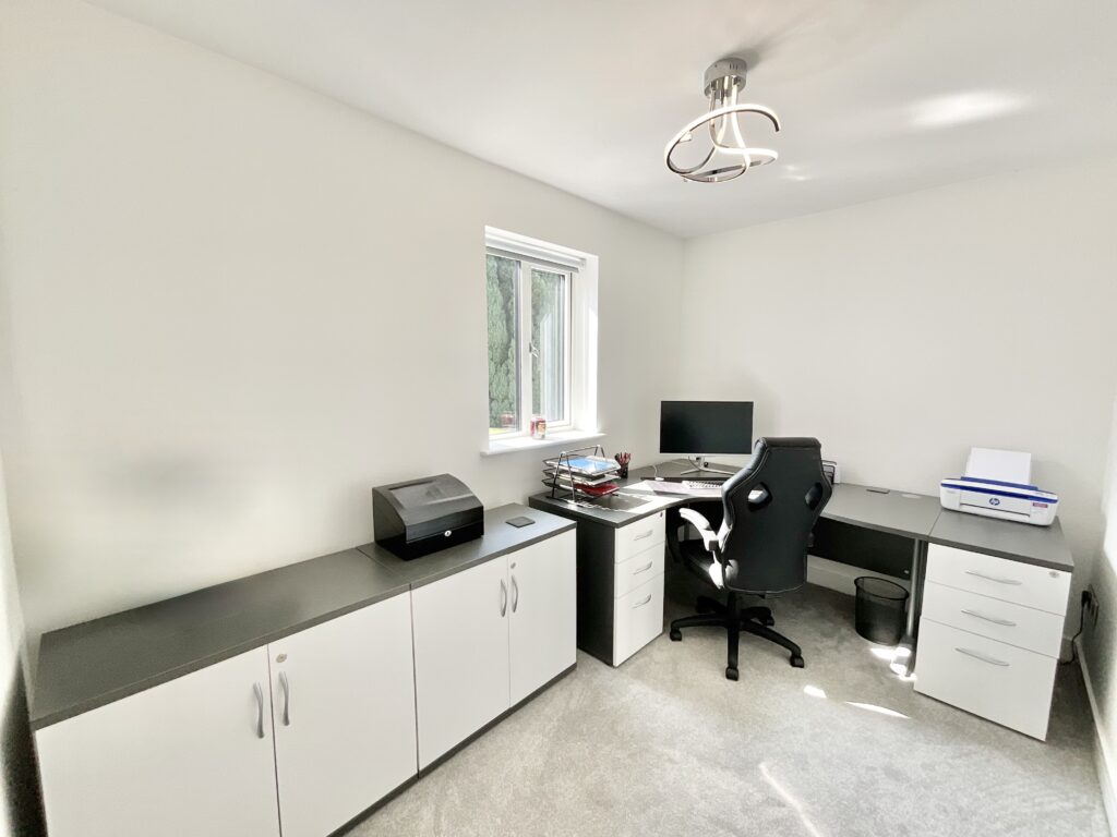 Orchard Close, Oulton, ST15