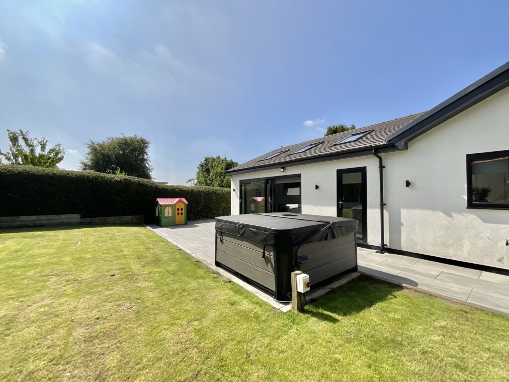 Orchard Close, Oulton, ST15
