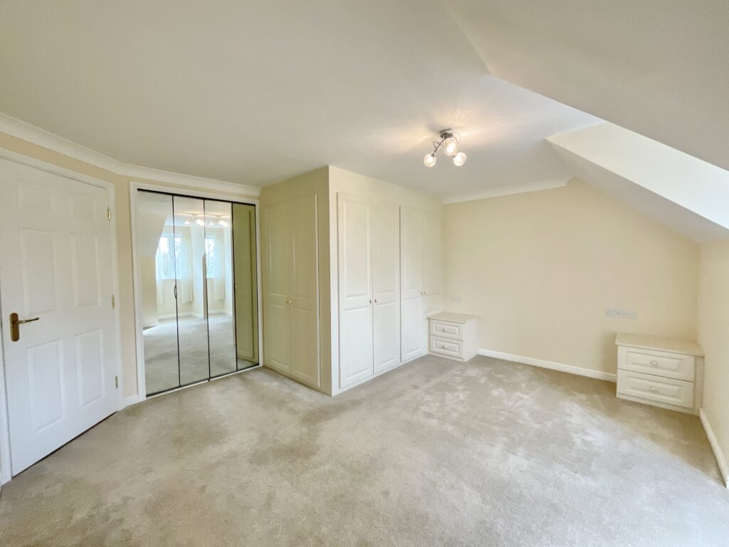 Crown Street, Stone, ST15