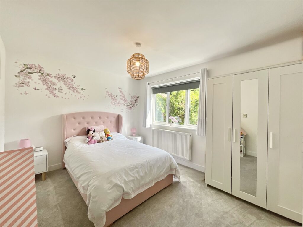 Orchard Close, Oulton, ST15