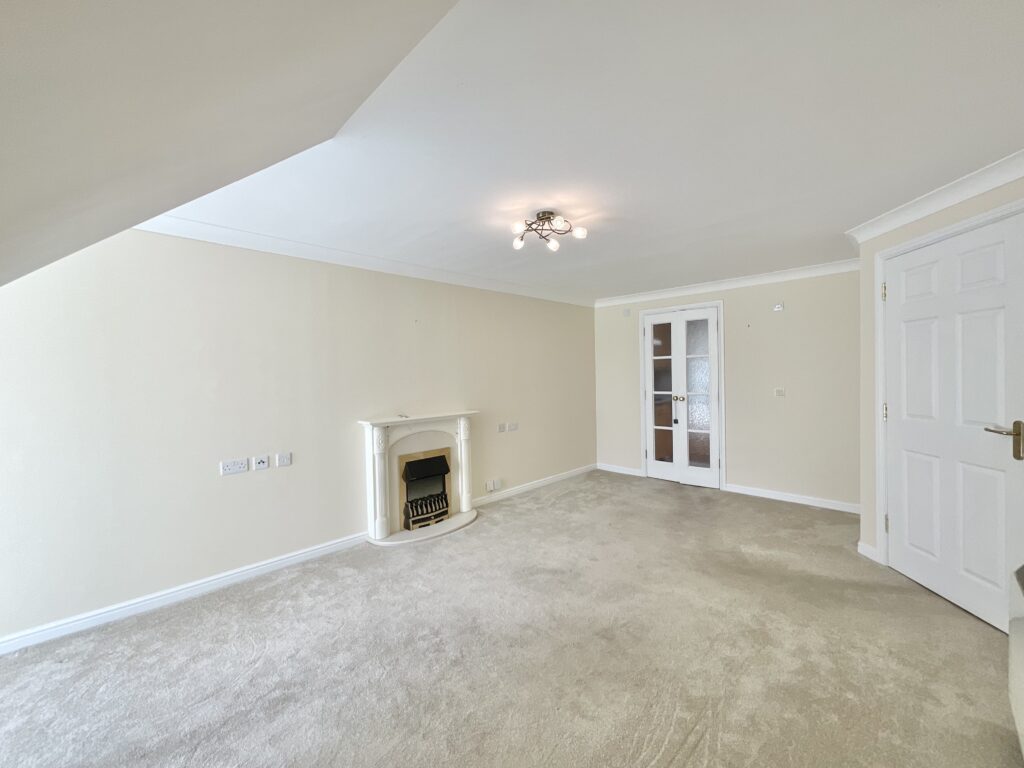 Crown Street, Stone, ST15