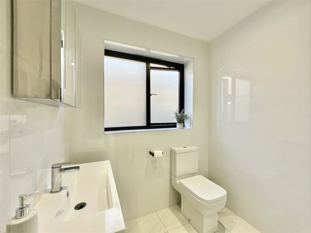 Orchard Close, Oulton, ST15