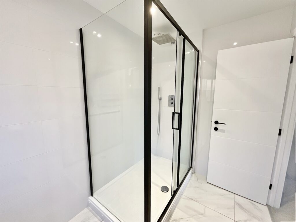 Orchard Close, Oulton, ST15