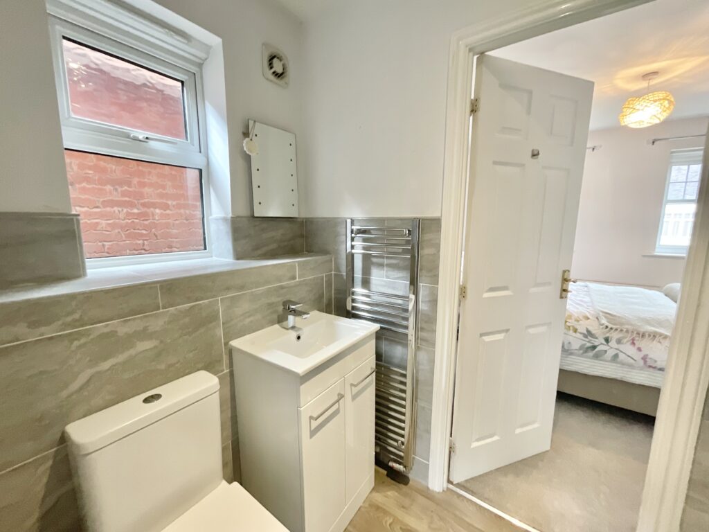 Field Rise Road, Tittensor, ST12