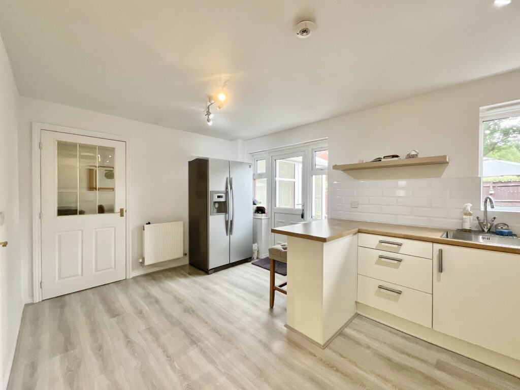 Field Rise Road, Tittensor, ST12