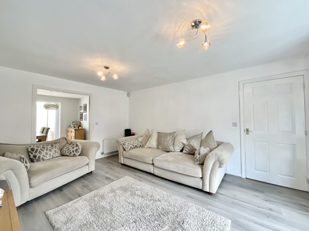 Field Rise Road, Tittensor, ST12