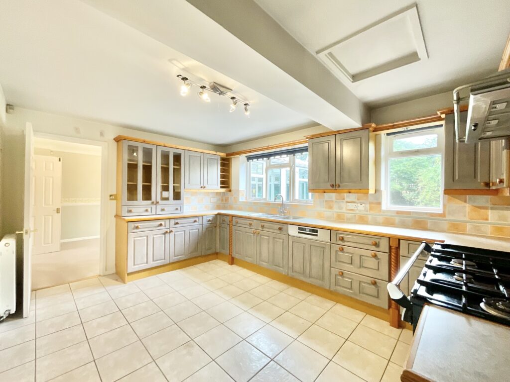 Bakewell Drive, Stone, ST15