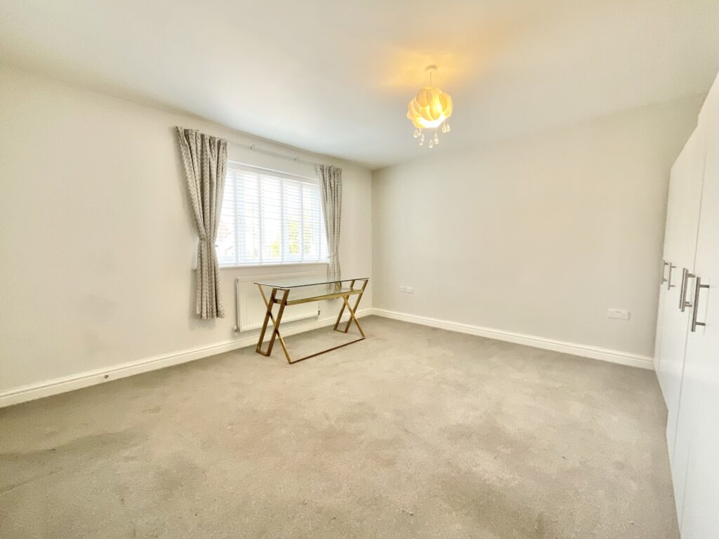 Main Road, Shavington, CW2