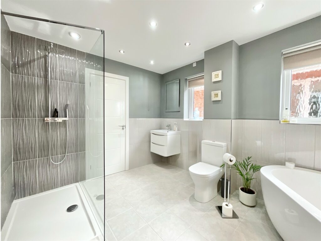 Coalport Drive, Stone, ST15