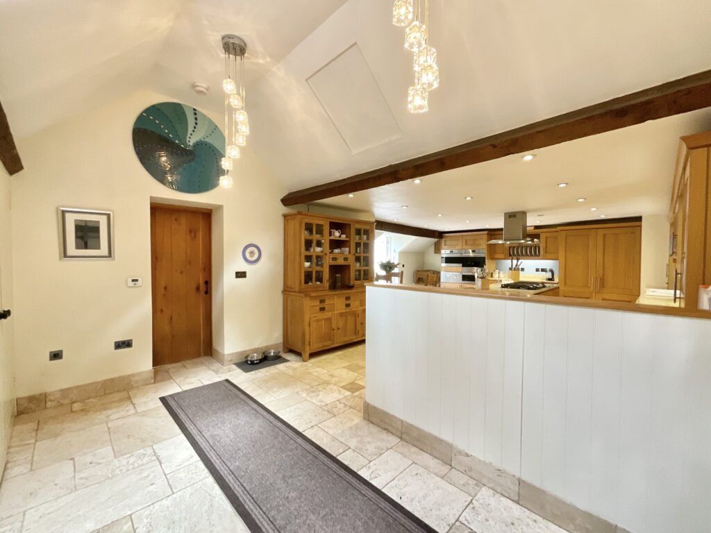 Nicholls Lane, Oulton, ST15