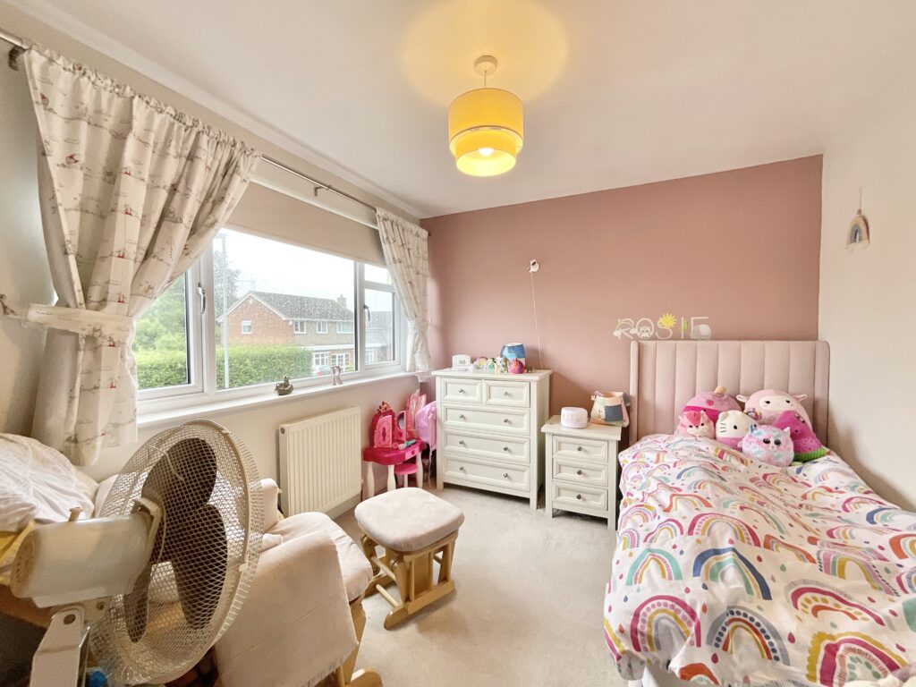 Manor Close, Weston, ST18