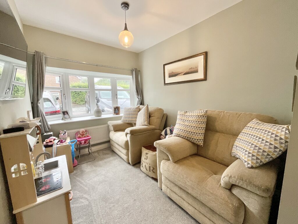 Manor Close, Weston, ST18