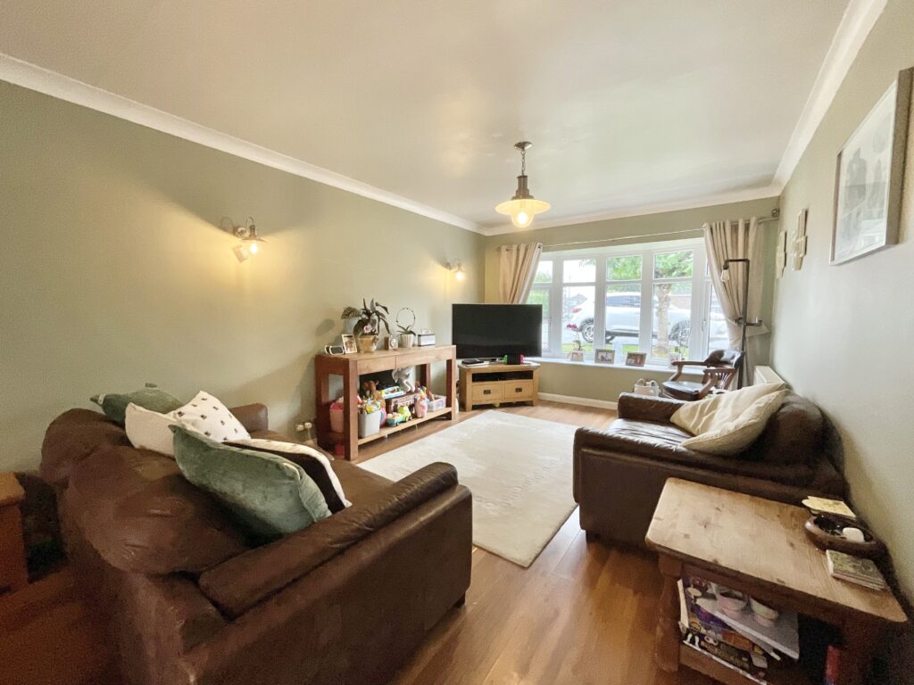 Manor Close, Weston, ST18
