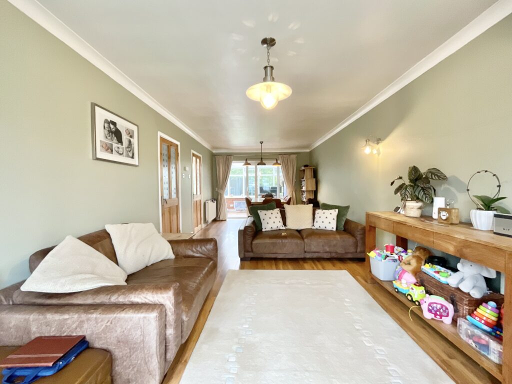 Manor Close, Weston, ST18