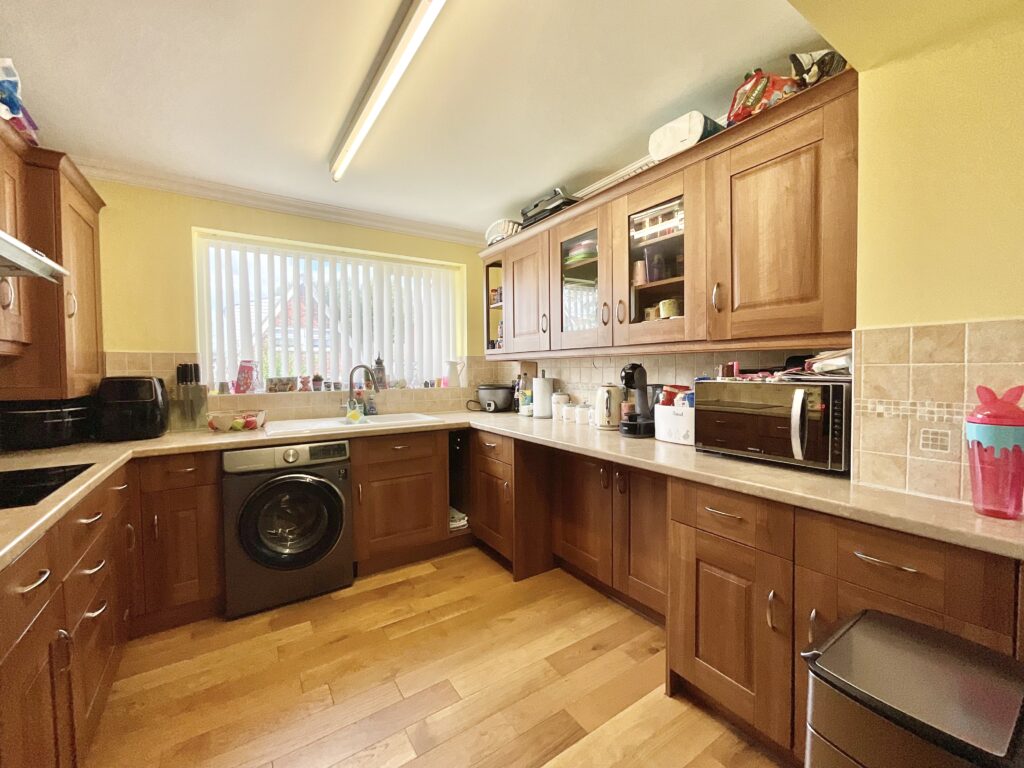 Larchfields, Stone, ST15