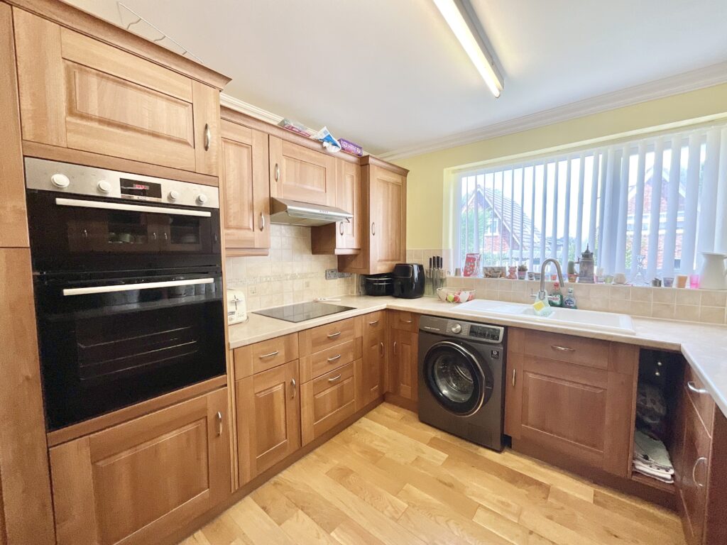 Larchfields, Stone, ST15