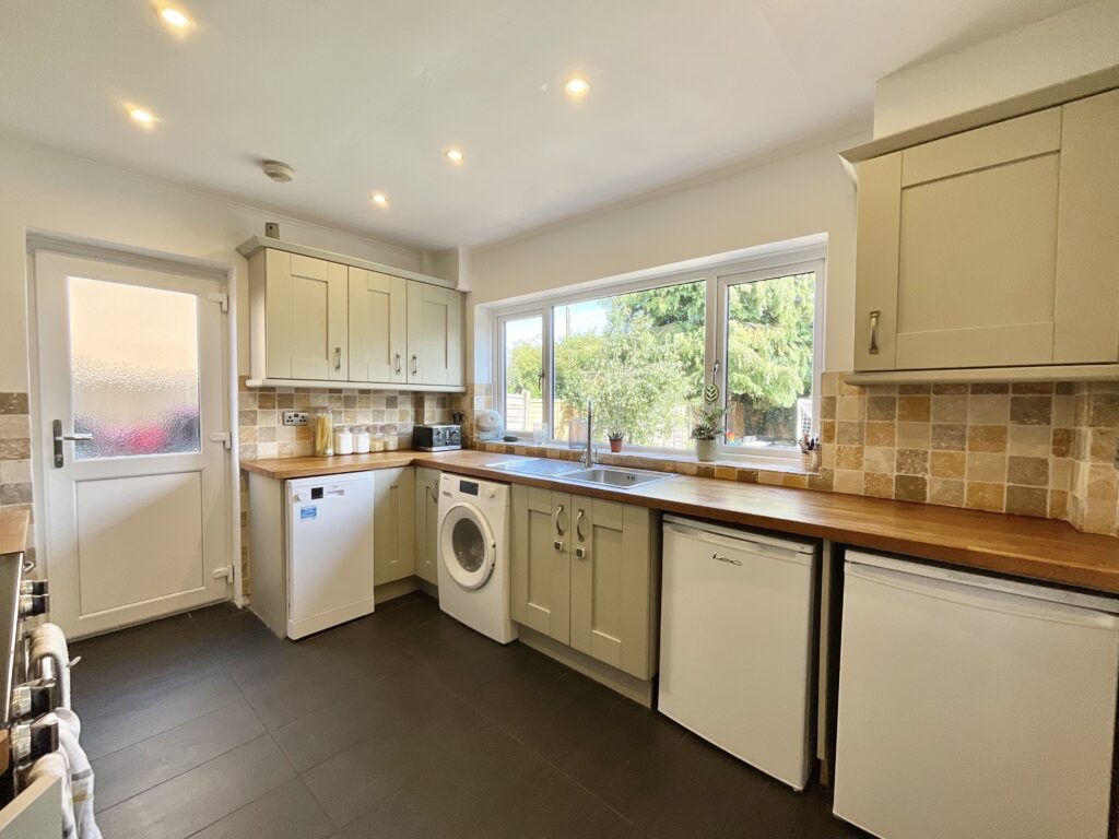 Manor Close, Weston, ST18
