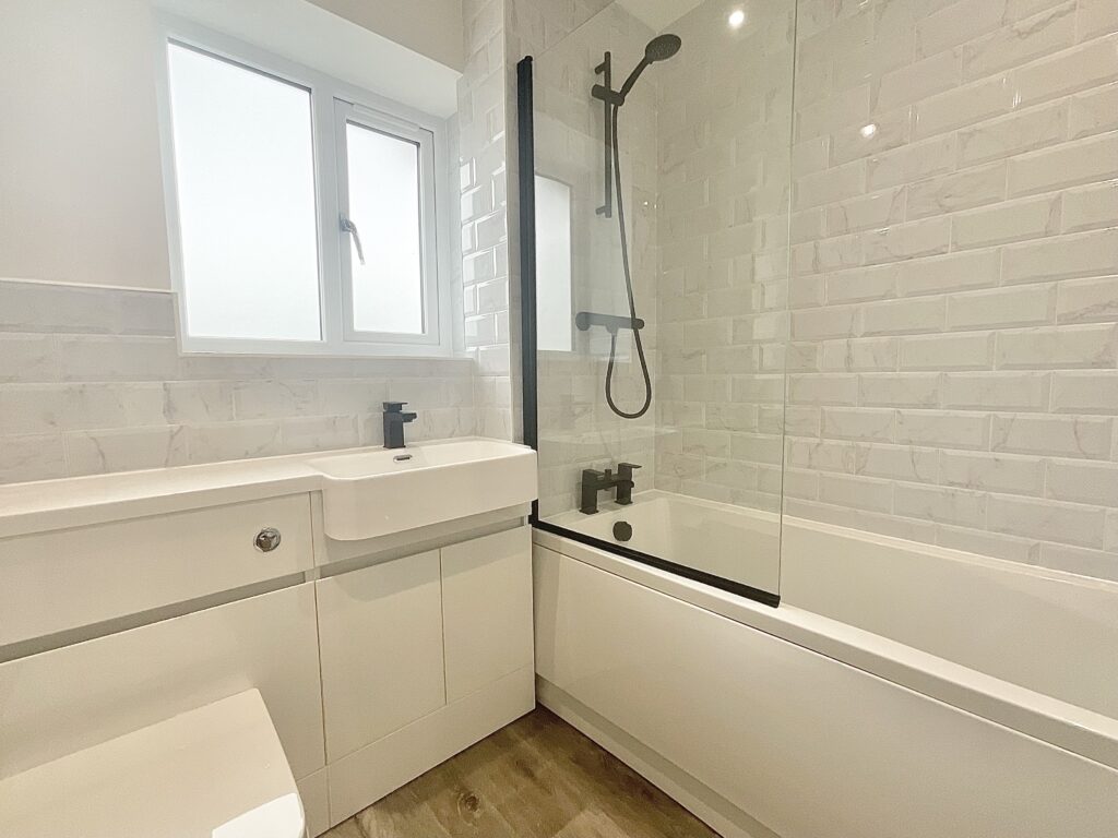 Crewe Road, Willaston, CW5