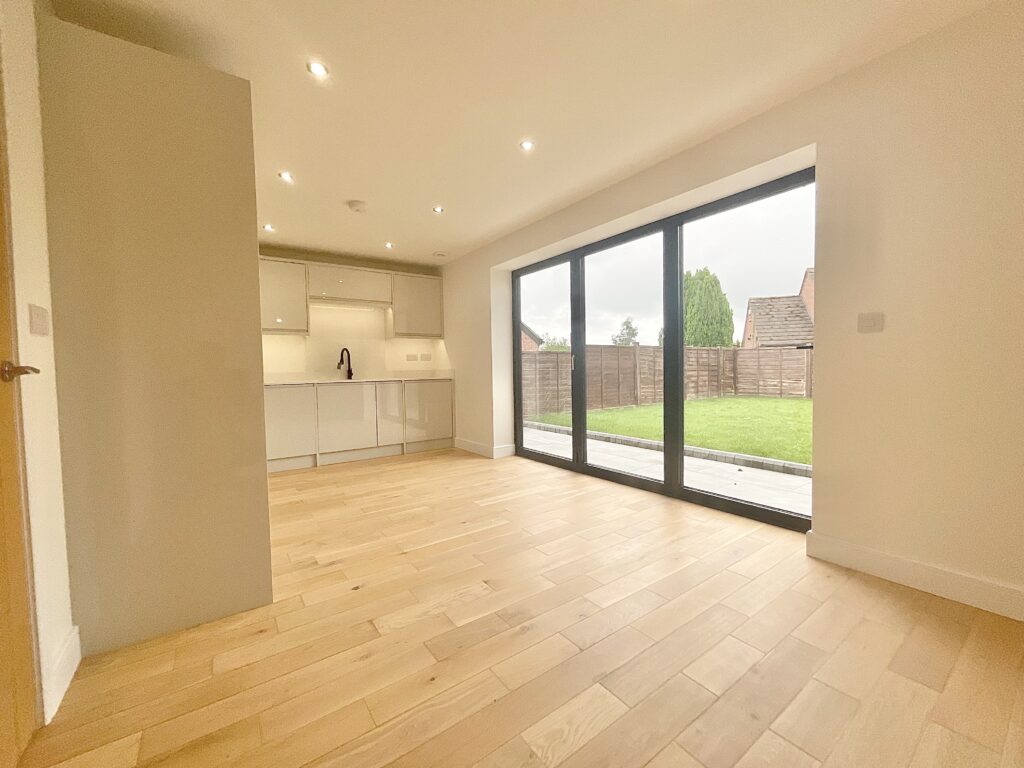 Crewe Road, Willaston, CW5