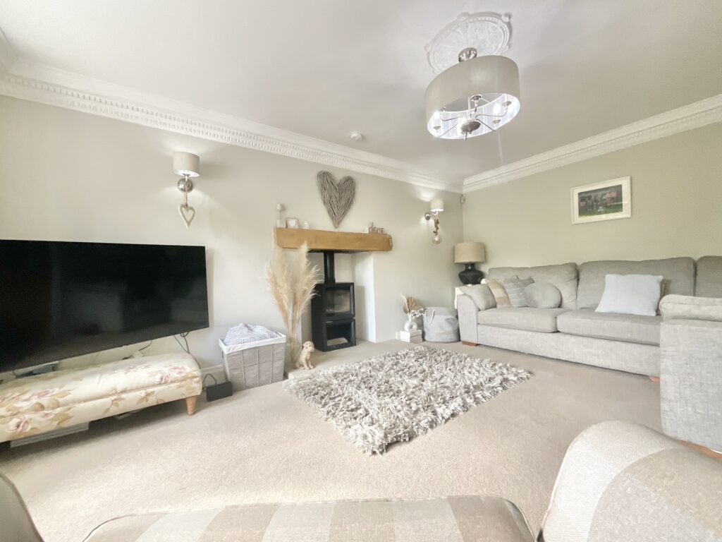 St. Leonards Way, Woore, CW3