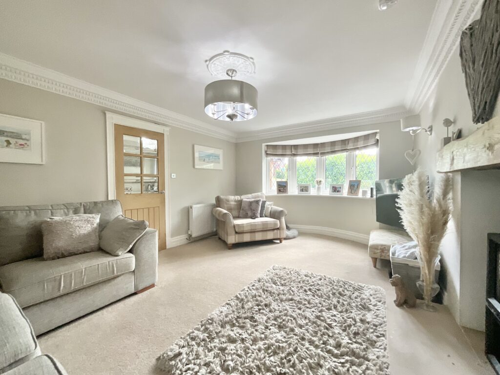St. Leonards Way, Woore, CW3