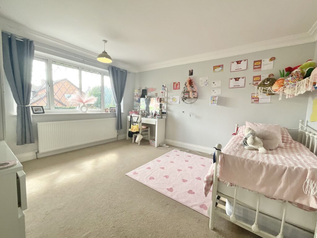 St. Leonards Way, Woore, CW3