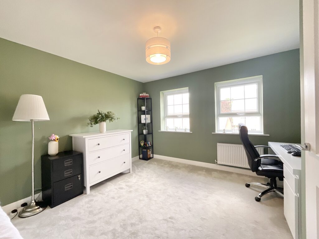 Thalia Avenue, Stapeley, CW5