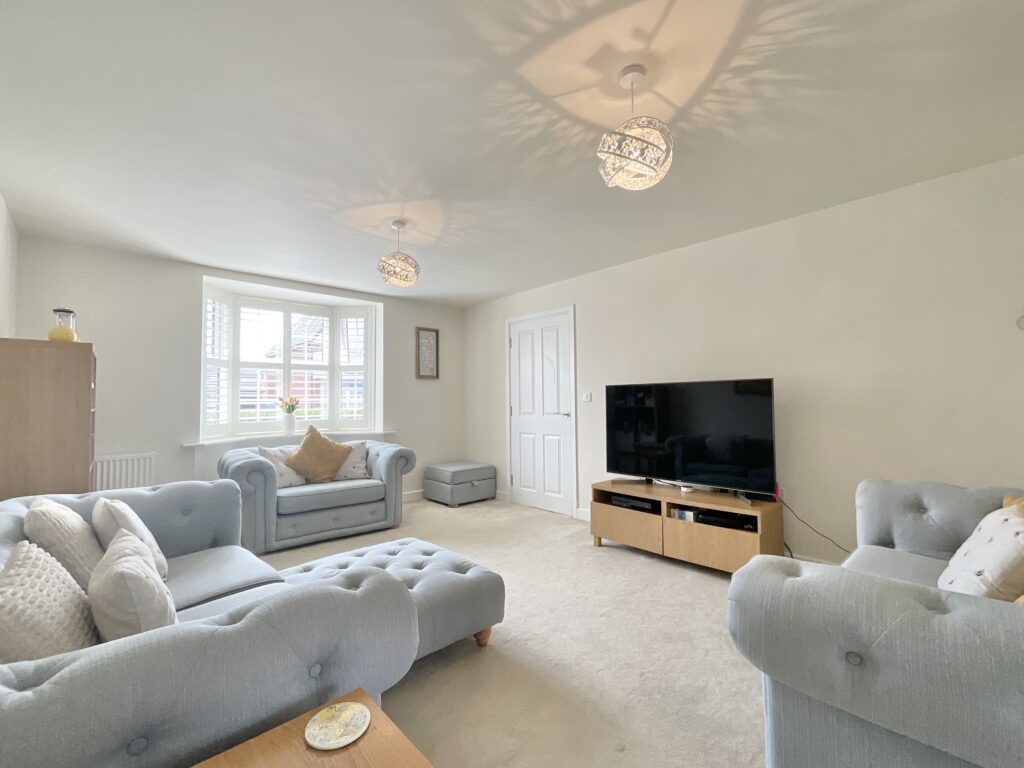 Thalia Avenue, Stapeley, CW5