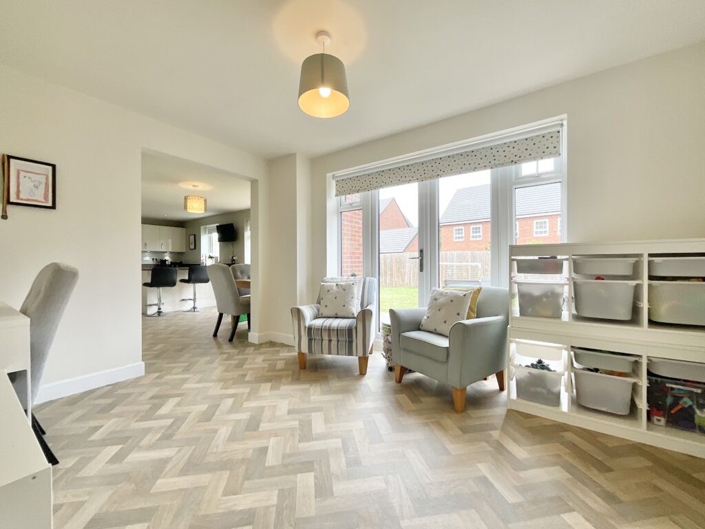 Thalia Avenue, Stapeley, CW5