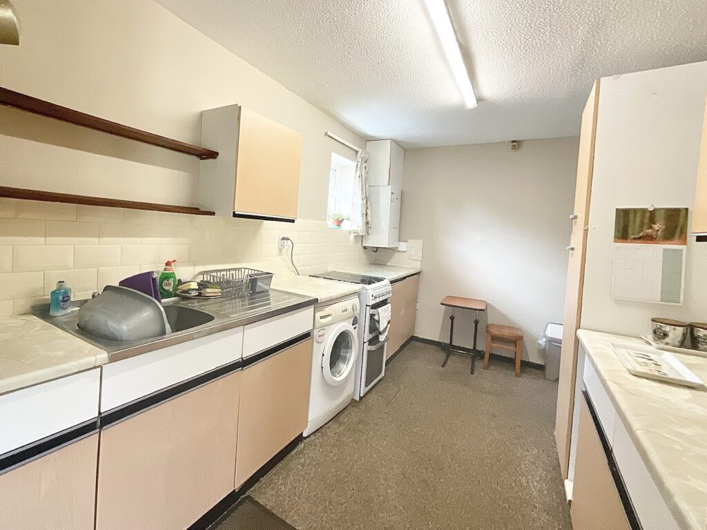 Woolston Drive, Hough, CW2