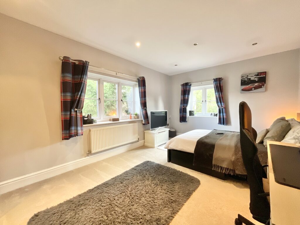 Hollyhurst Road, Wrenbury, CW5