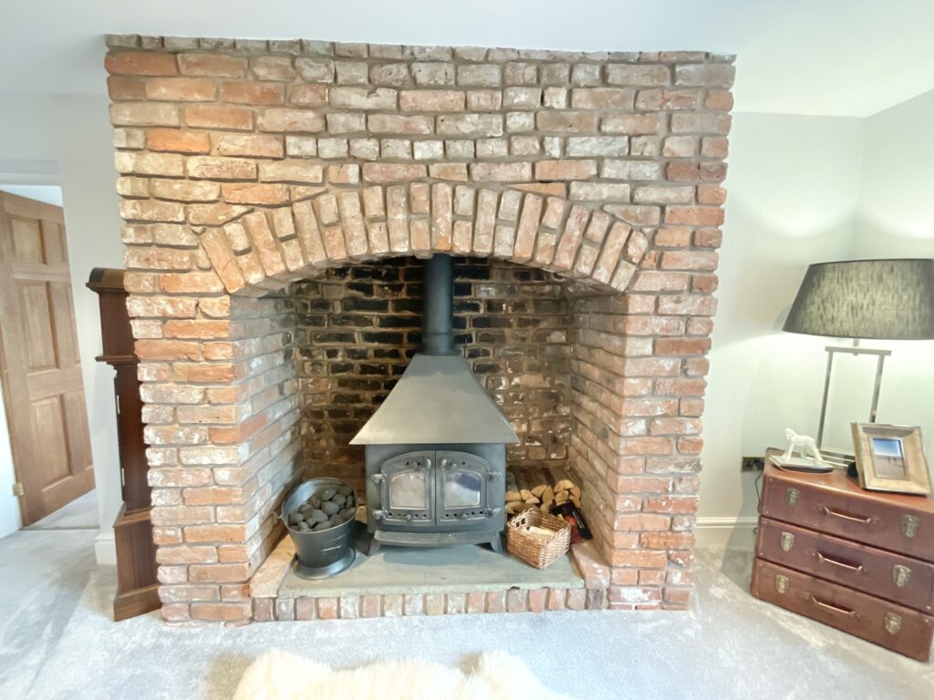 Hollyhurst Road, Wrenbury, CW5