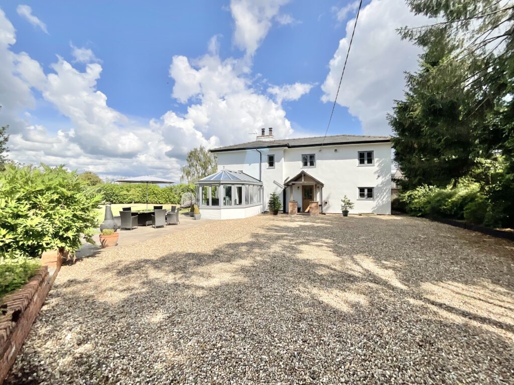 Hollyhurst Road, Wrenbury, CW5