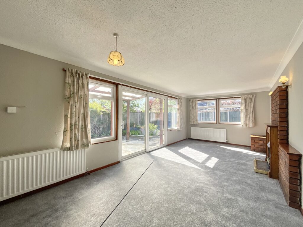 Woolston Drive, Hough, CW2