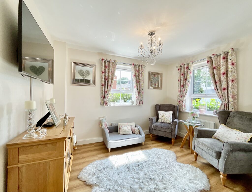 Crewe Road, Shavington, CW2