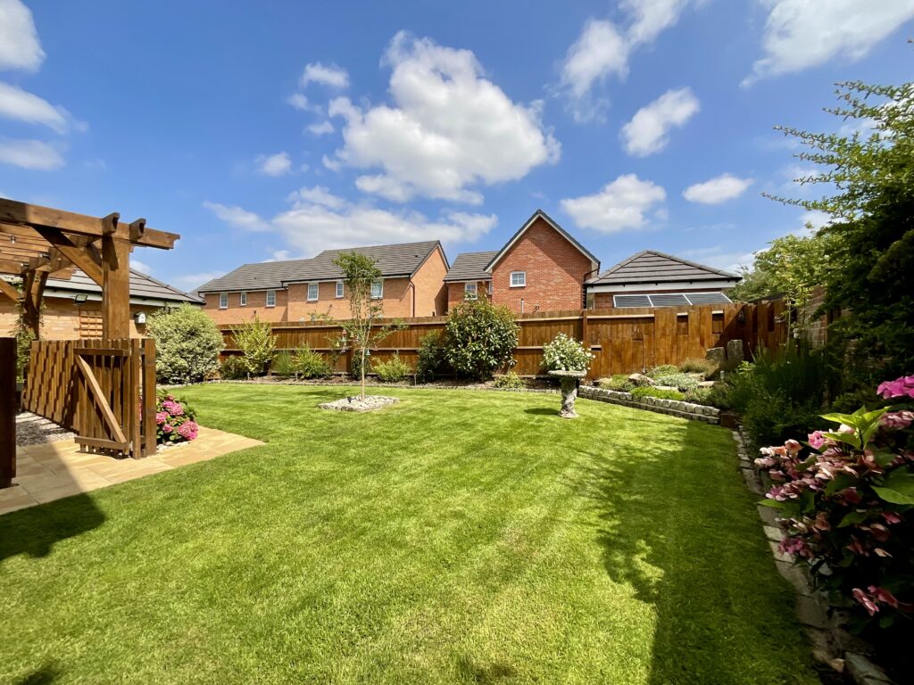 Crewe Road, Shavington, CW2