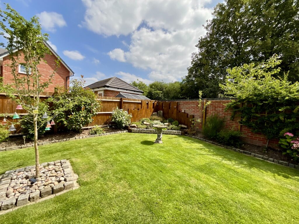 Crewe Road, Shavington, CW2