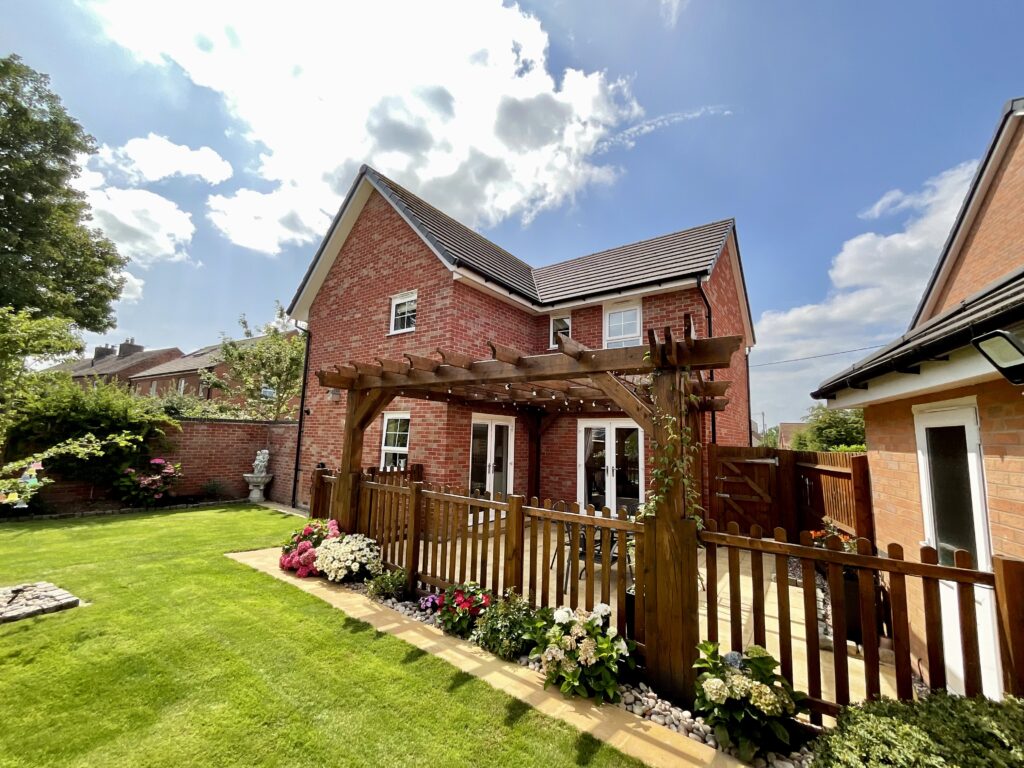 Crewe Road, Shavington, CW2