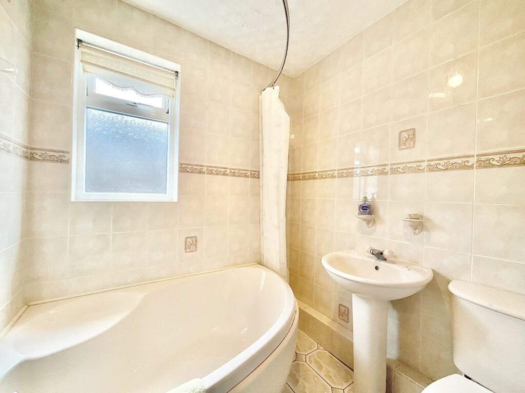 Lords Mill Road, Shavington, CW2