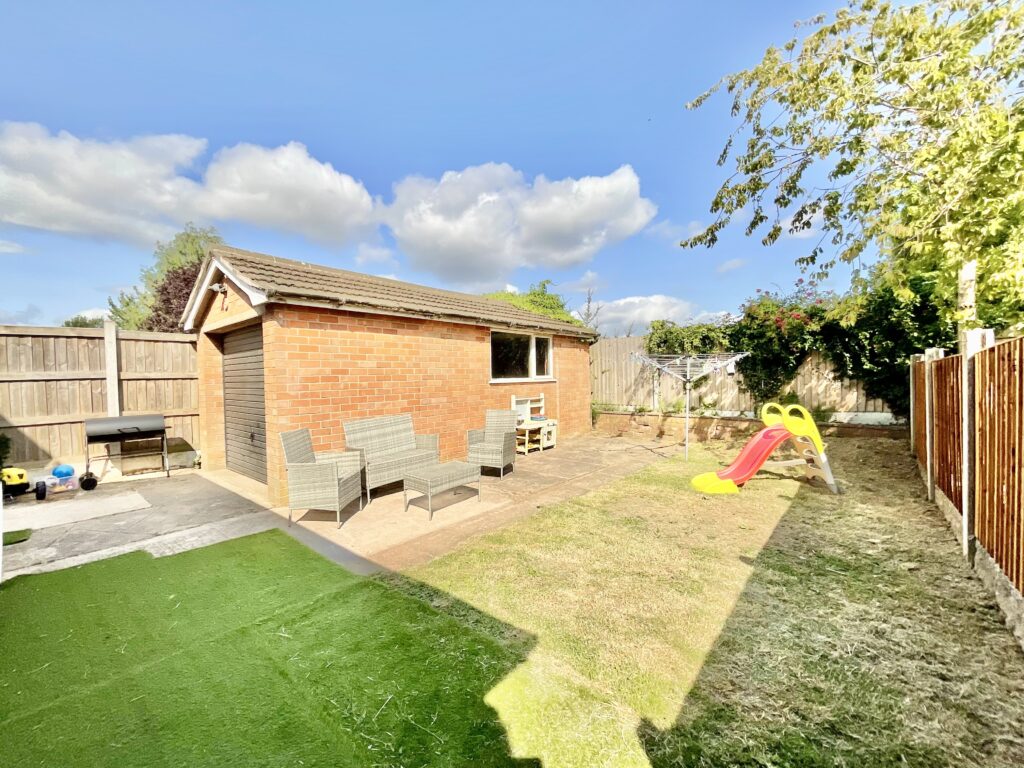 Kennedy Road, Stoke-On-Trent, ST4