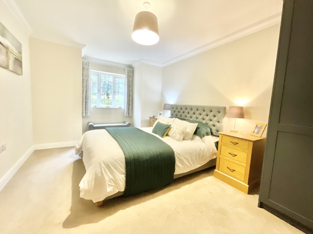 Burnt Oaks Place, Loggerheads, TF9