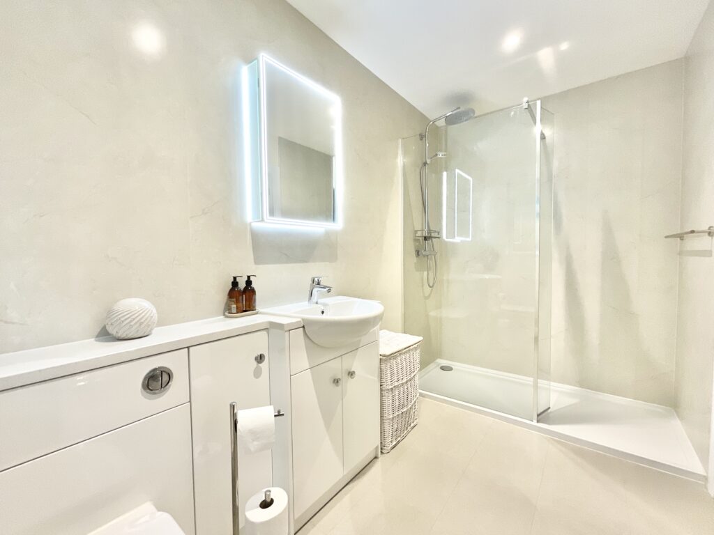 Burnt Oaks Place, Loggerheads, TF9