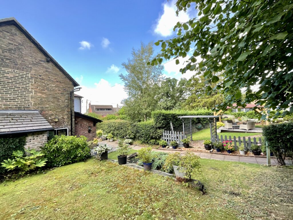 The Village, Keele, ST5