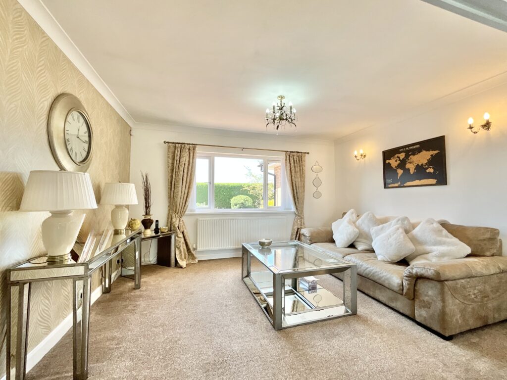 Draycott Old Road, Draycott, ST11