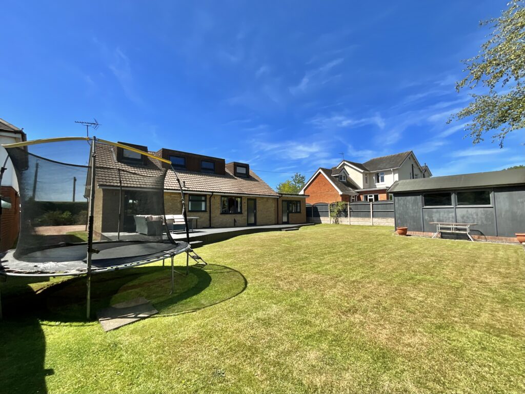 Draycott Old Road, Draycott, ST11
