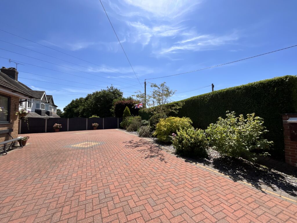 Draycott Old Road, Draycott, ST11