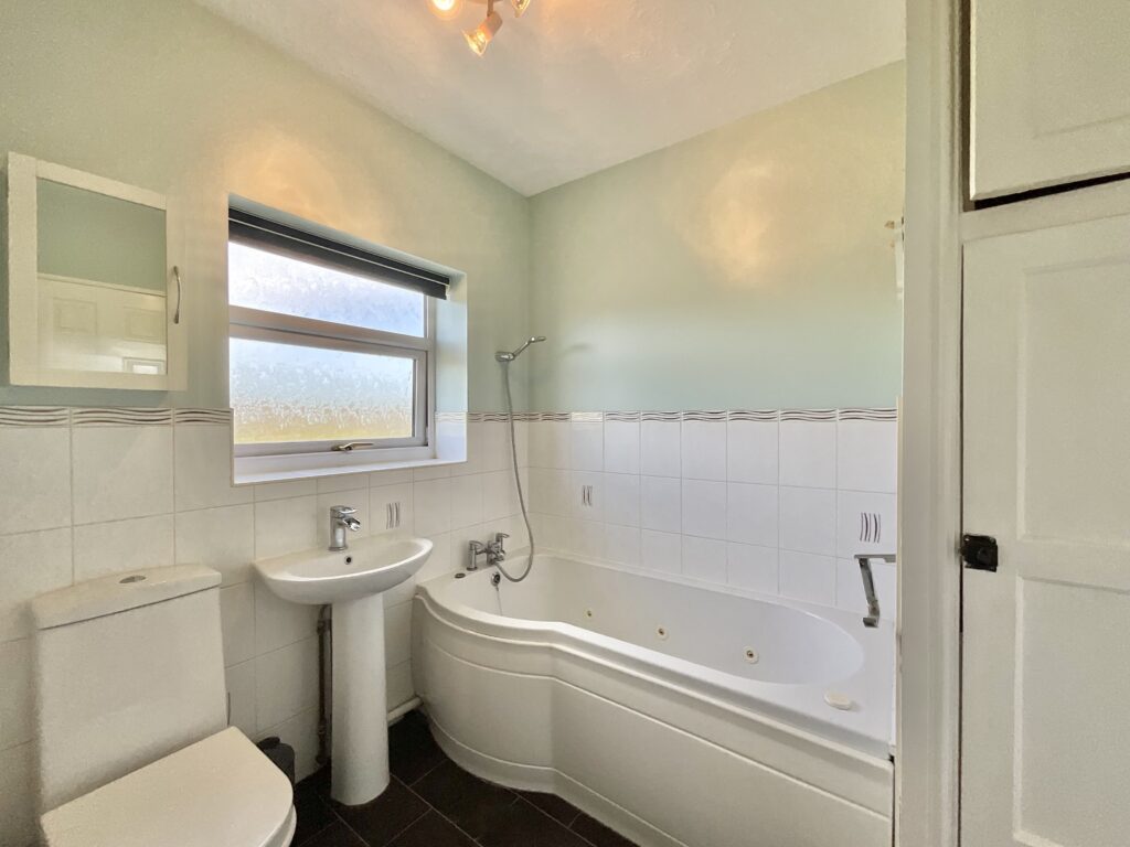 Robina Drive, Cheadle, ST10
