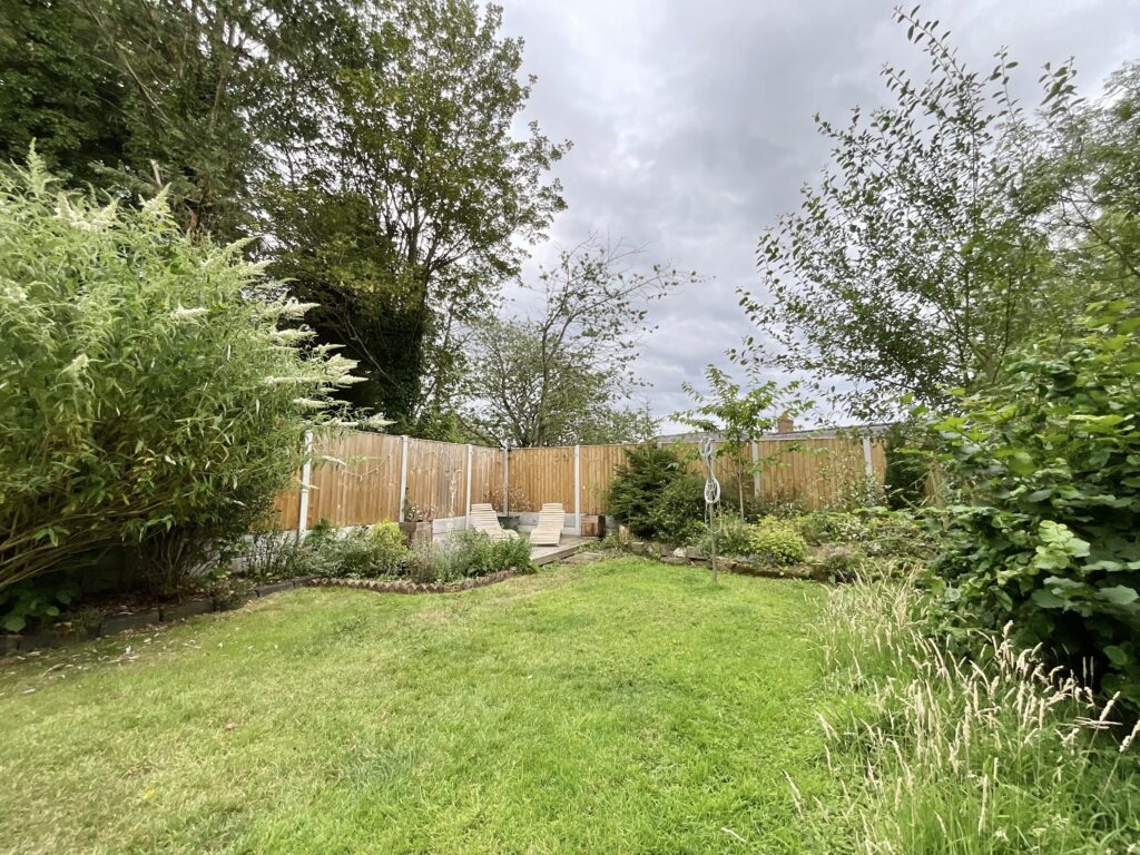 Leek Road, Cheadle, ST10